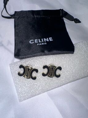 Inspire Black and Gold Double C Clip-On Hair Accessories